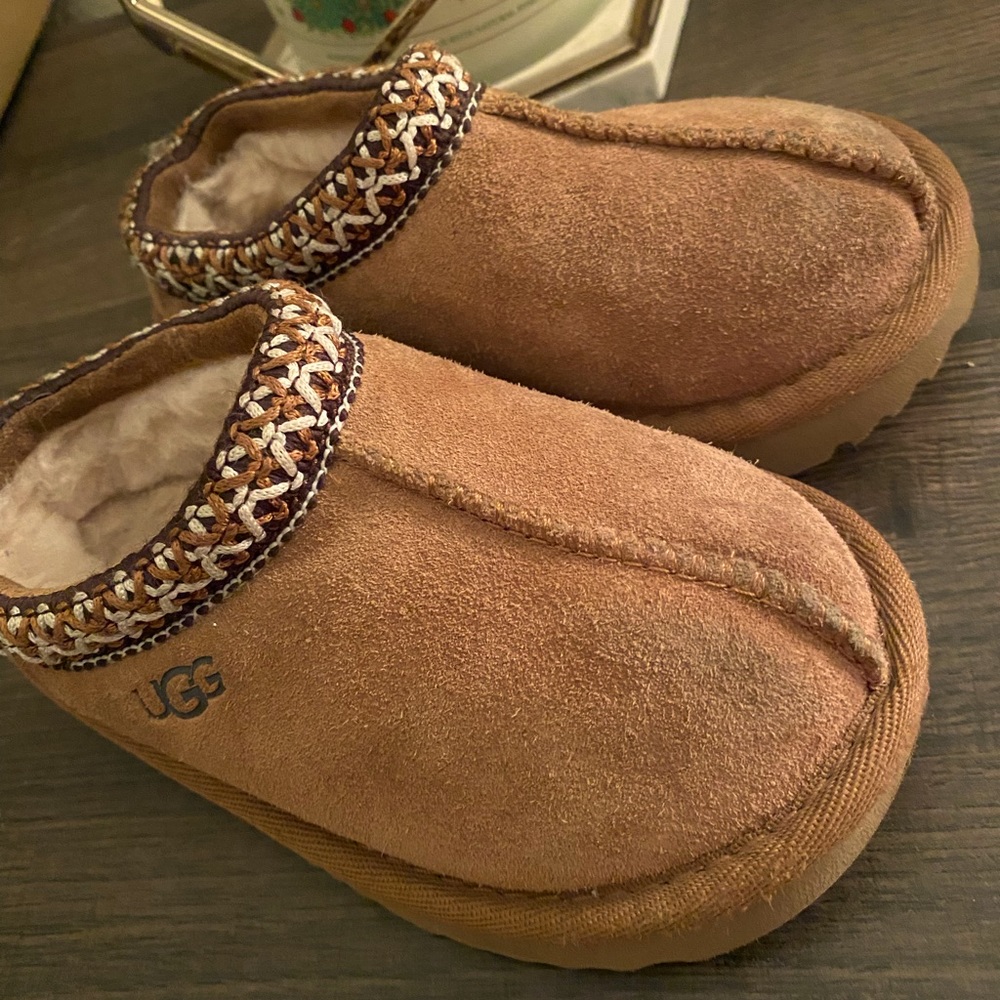 Girls UGGS